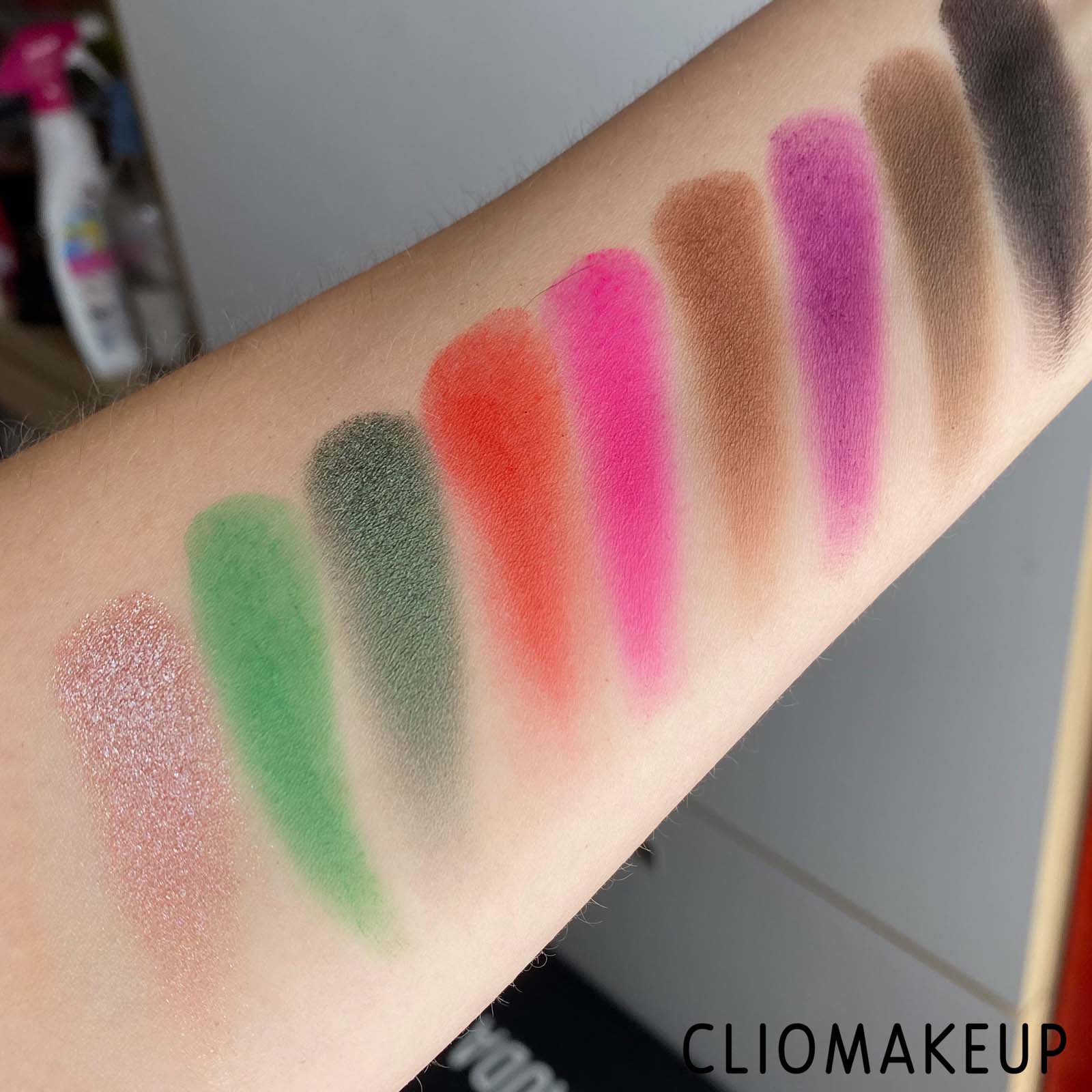 Cliomakeup-Recensione-Palette-Makeup-Revolution-SophX-Super-Spice-Shadow-Palette-9