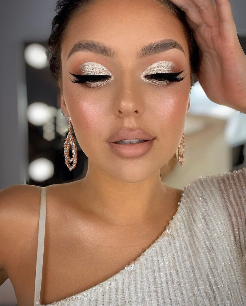 cliomakeup-trucco-notte-san-lorenzo-2021-ombretto-shimmer