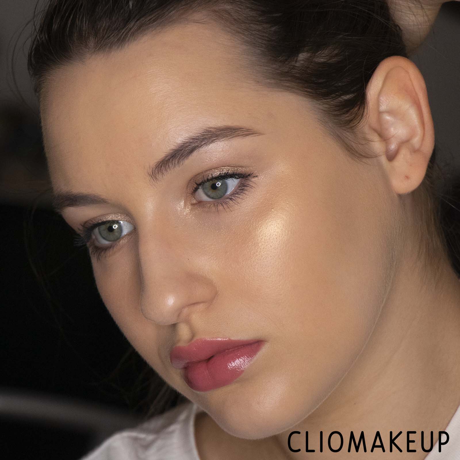 Cliomakeup-Recensione-Fondotinta-Naj-Oleari-Sunlight-Flawless-Foundation-Fondotinta-Luminoso-15