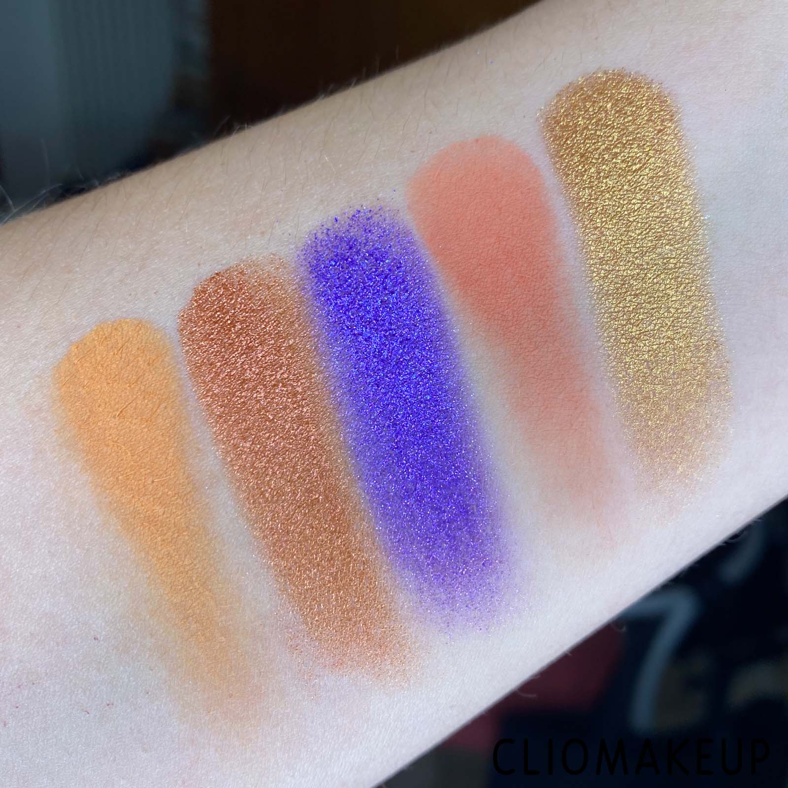 Cliomakeup-Recensione-Palette-Huda-Beauty-Wild-Chameleon-Eyeshadow-Palette-9