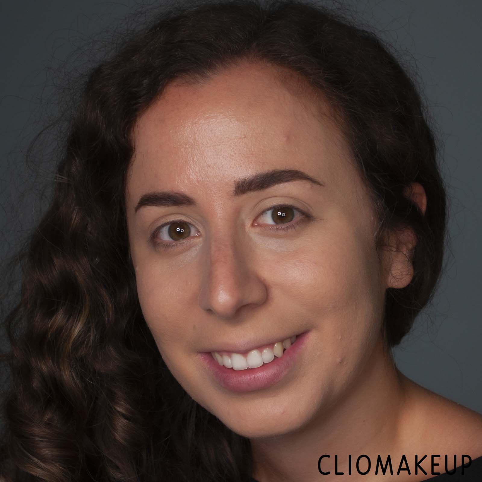 cliomakeup-recensione-fondotinta-essence-fresh-e-fit-foundation-vegan-13