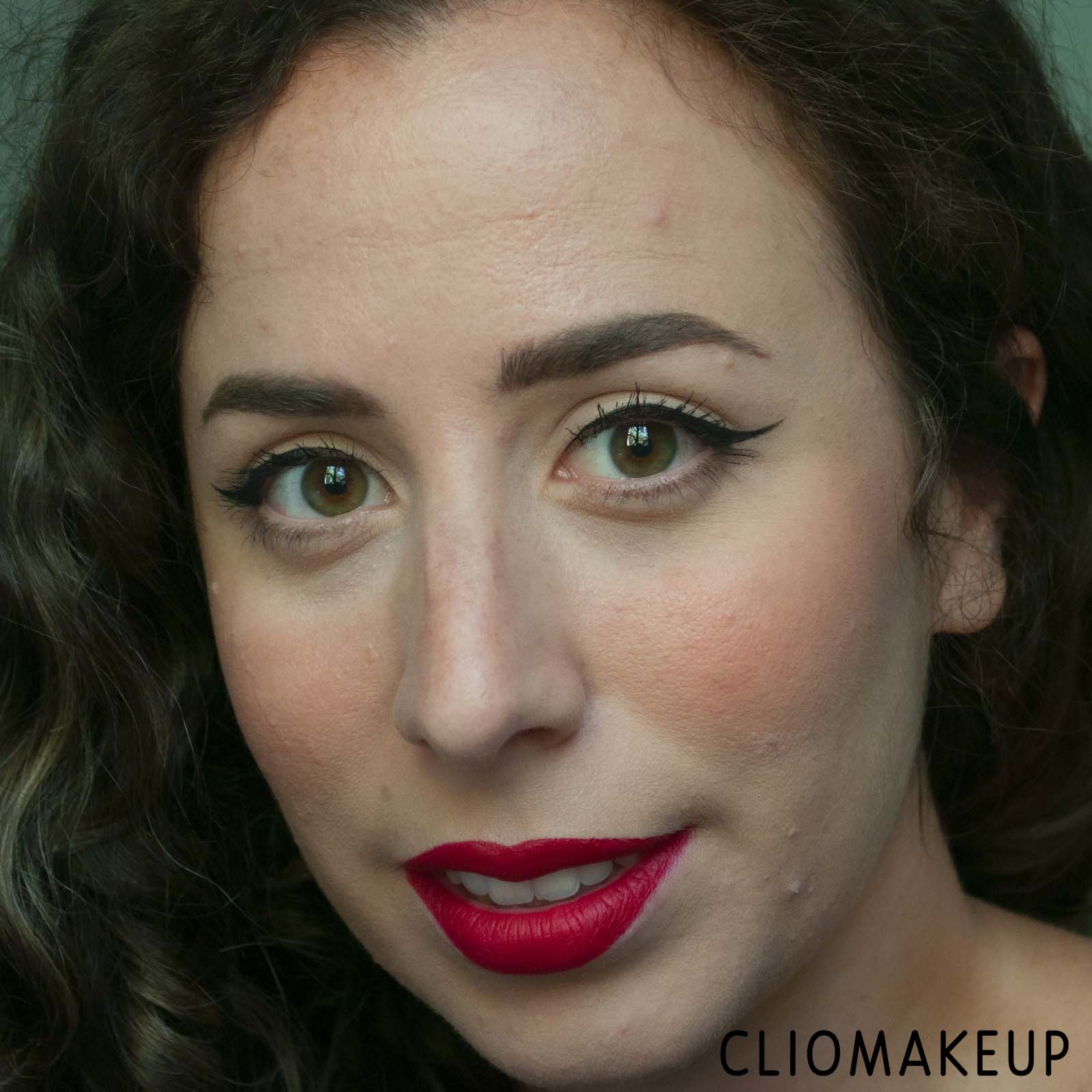 cliomakeup-recensione-fondotinta-essence-fresh-e-fit-foundation-vegan-14