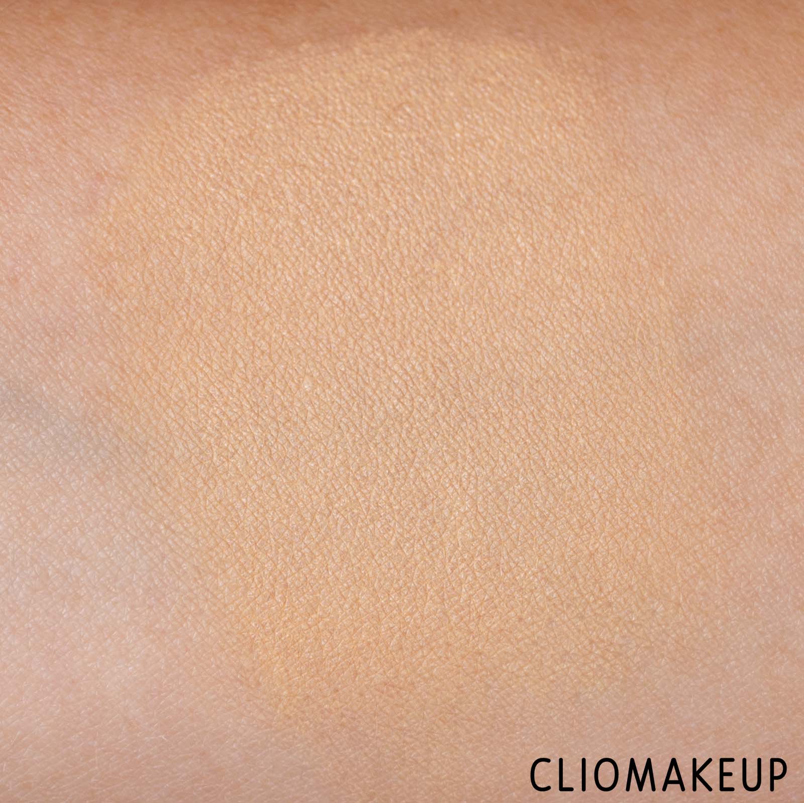 cliomakeup-recensione-fondotinta-kiko-charming-escape-hydrating-serum-foundation-9