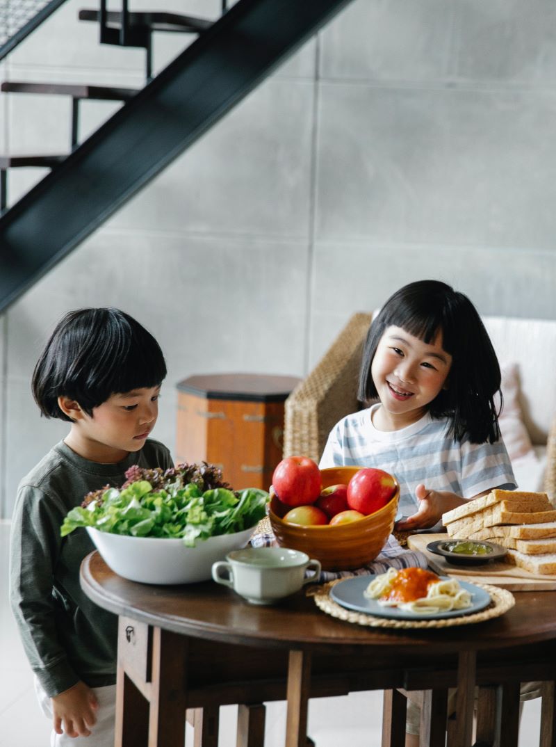 Cliomakeup-bambini-a-tavola-3-sana-alimentazione