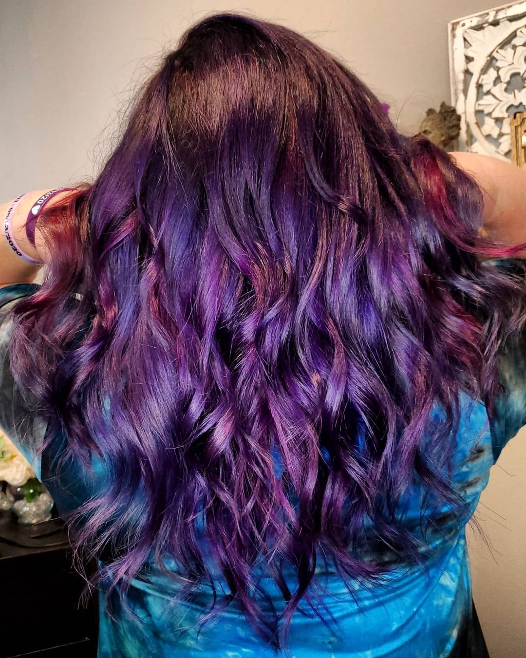 cliomakeup-colore-capelli-viola-grape-autunno-2021-13