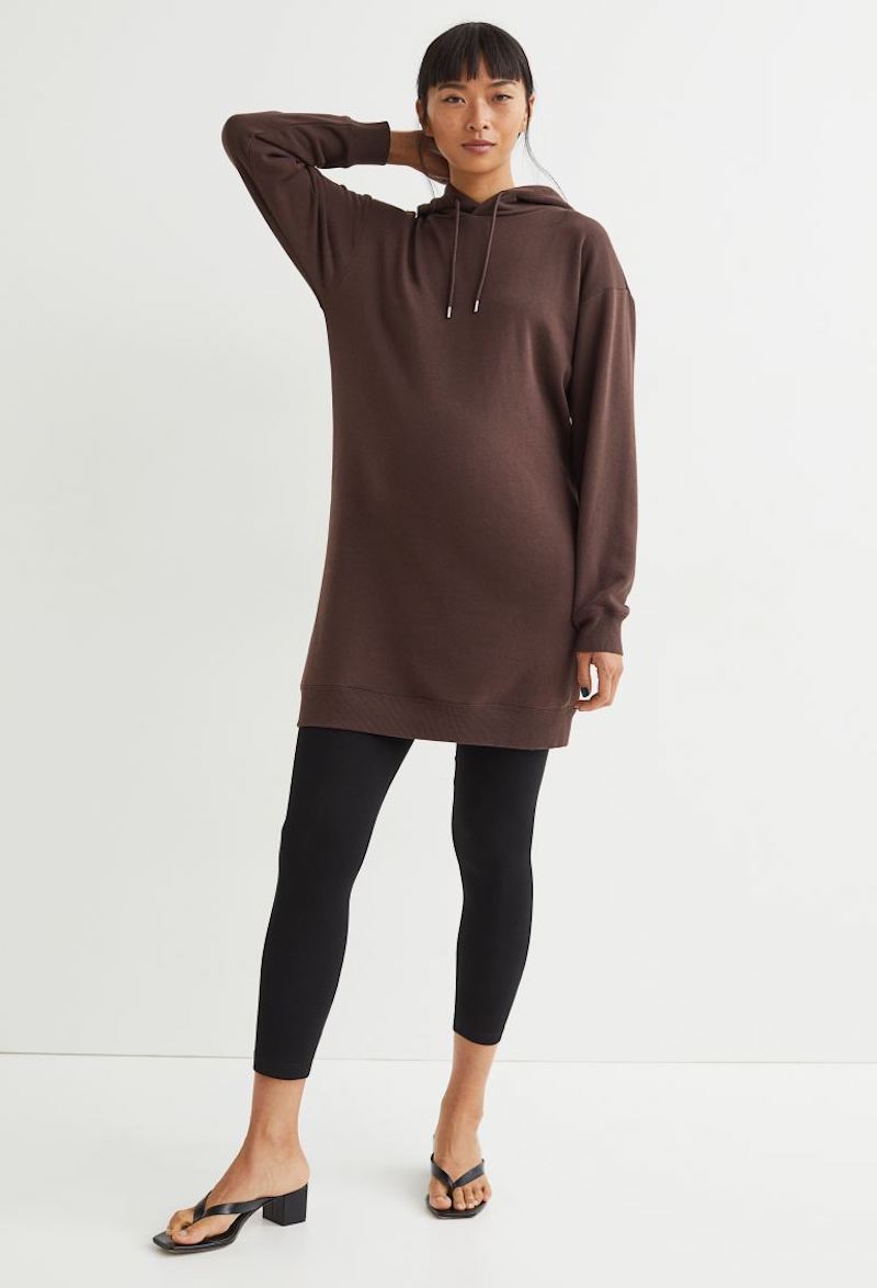 cliomakeup-look-autunno-2021-leggings-teamclio-vestito-felpa
