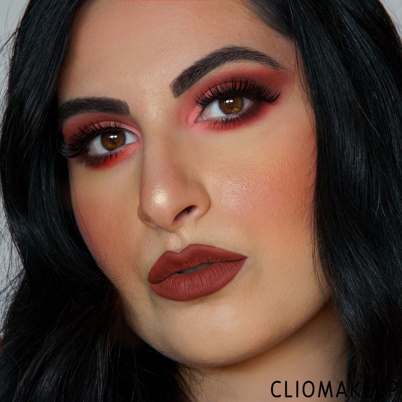 cliomakeup-monochrome-make-up-autunno-2021-mena