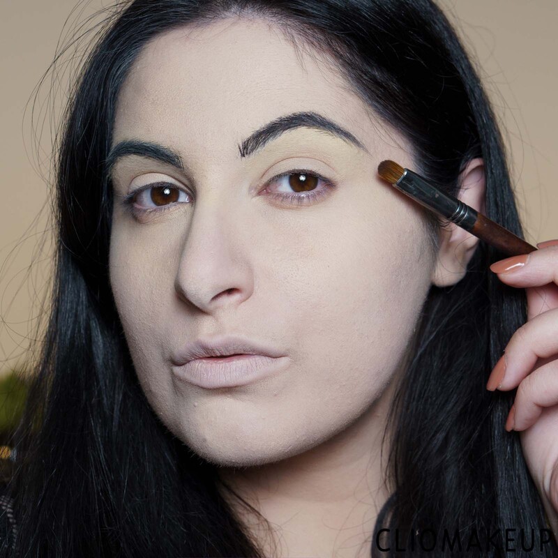 cliomakeup-trucco-halloween-2021-teamclio-morticia-sopracciglia