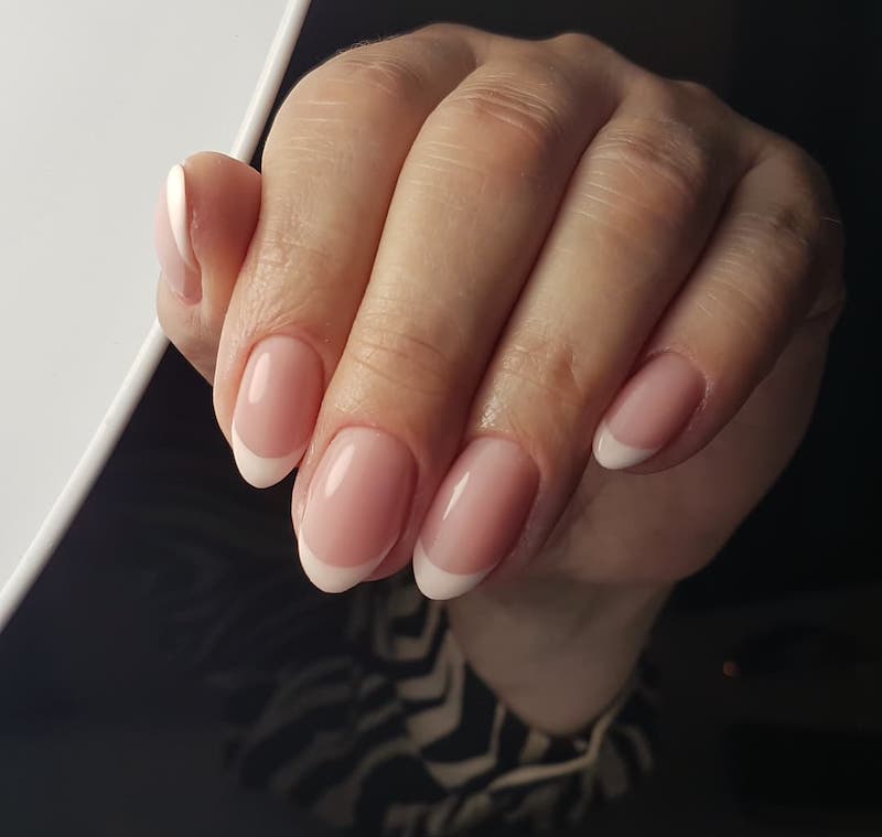 cliomakeup-american-manicure-2021-teamclio-8