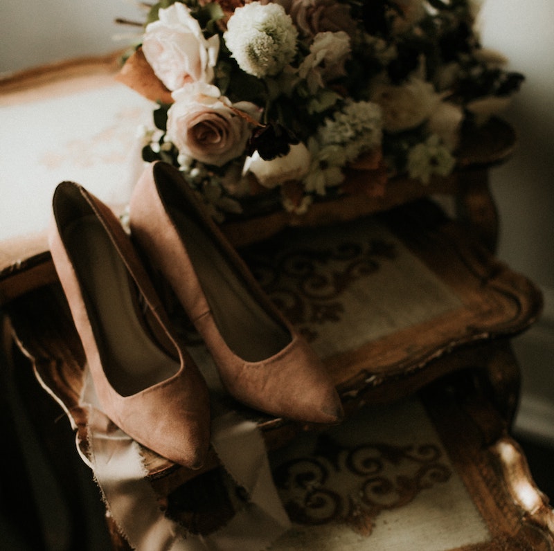 cliomakeup-come-allargare-scarpe-teamclio-5