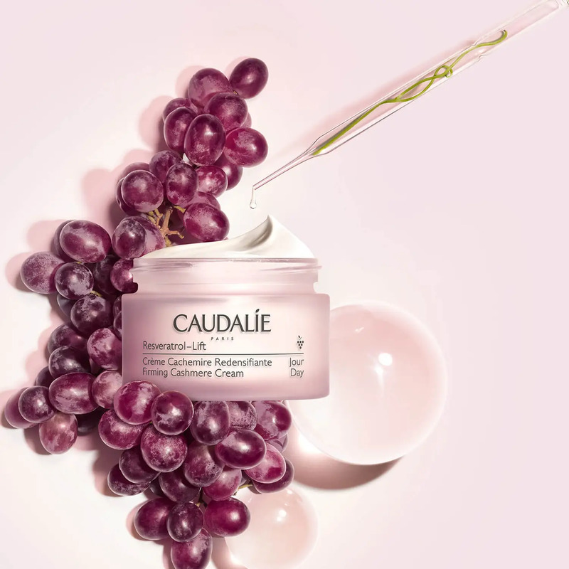 cliomakeup-creme-antirughe-autunno-inverno-2021-2022-caudalie-resveratrol-lift