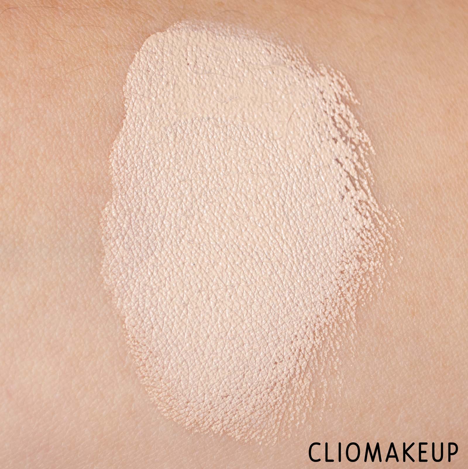 cliomakeup-recensione-correttore-anastasia-beverly-hills-magic-touch-concealer-9