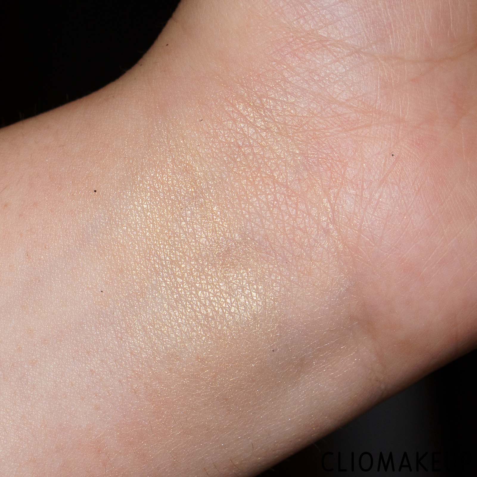 cliomakeup-recensione-illuminante-wycon-visionary-highlighter-illuminante-9