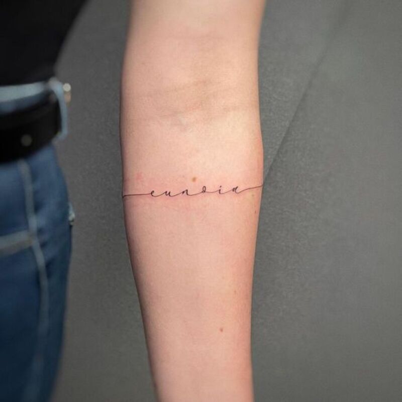 cliomakeup-tatuaggi-braccio-parola