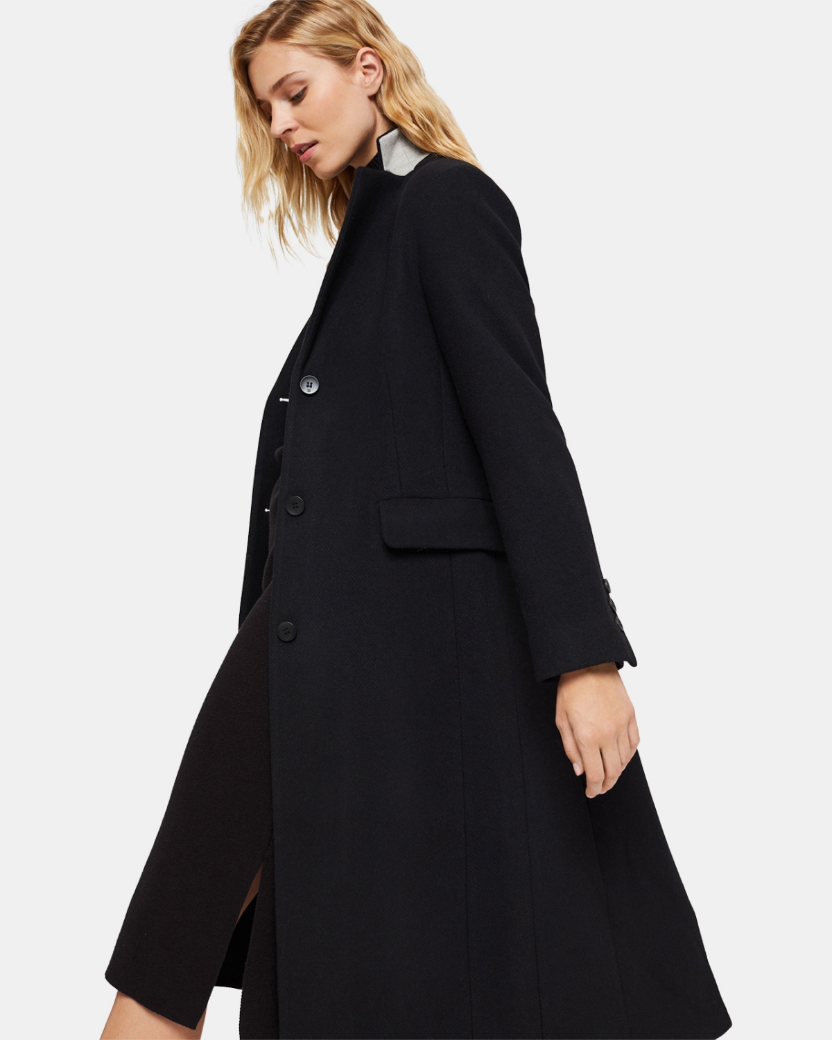 Cliomakeup-cappotti-inverno-2022-ESPRIT-Collection