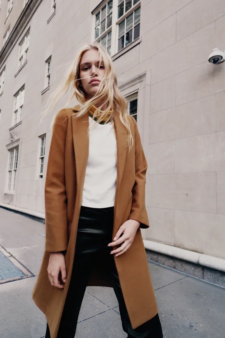 Cliomakeup-cappotti-inverno-2022-zara.cappotto-csammello-bavero
