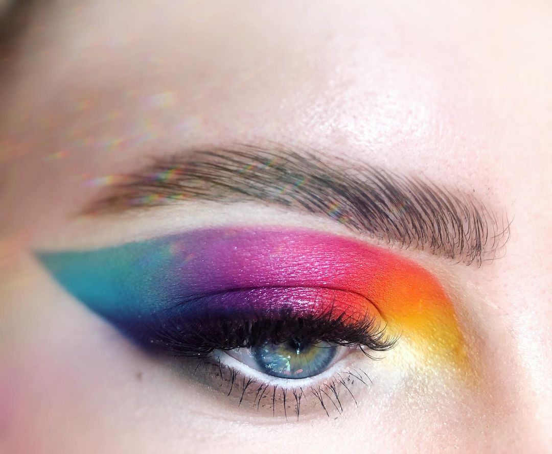 cliomakeup-peggiori-beauty-trend-2021-4