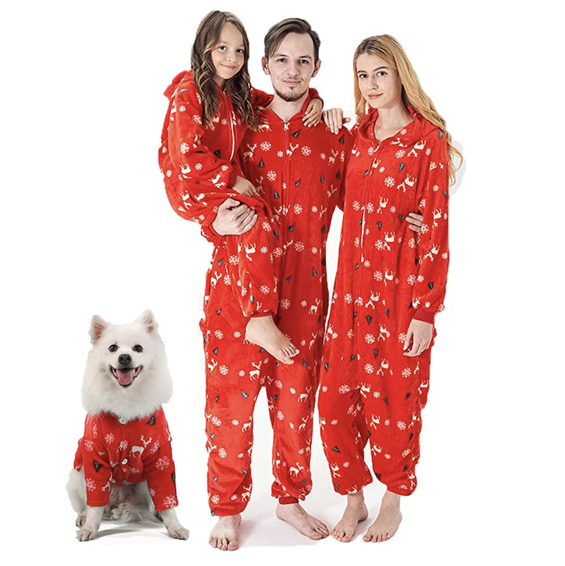 cliomakeup-pigiami-natale-2021-teamclio-famiglia-amazon-authfornia