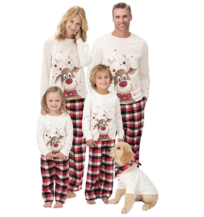 cliomakeup-pigiami-natale-2021-teamclio-famiglia-amazon-urmostim