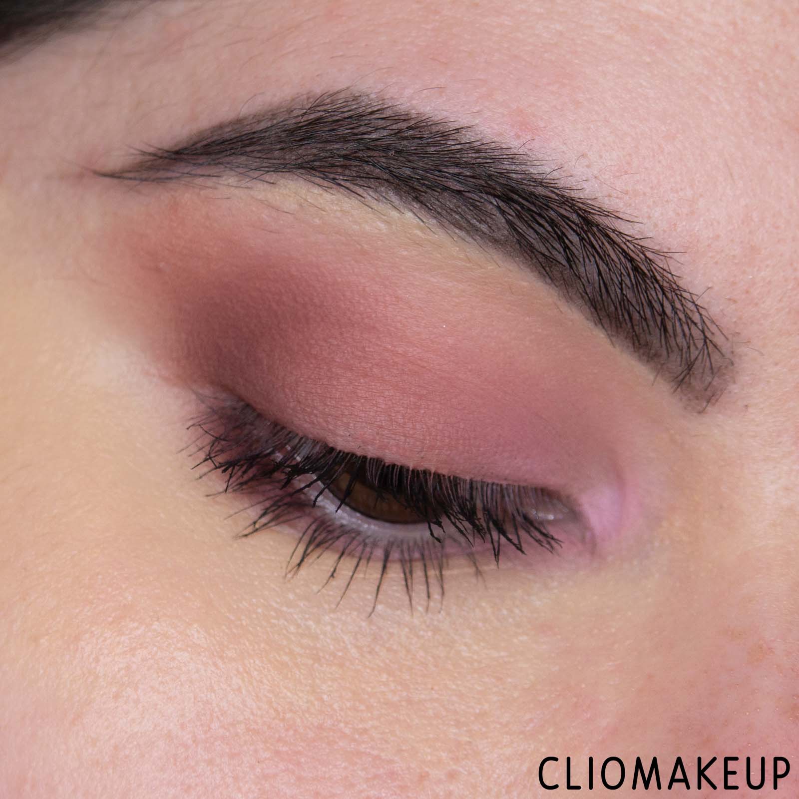 cliomakeup-recensione-palette-huda-beauty-rose-quartz-eyeshadow-palette-15