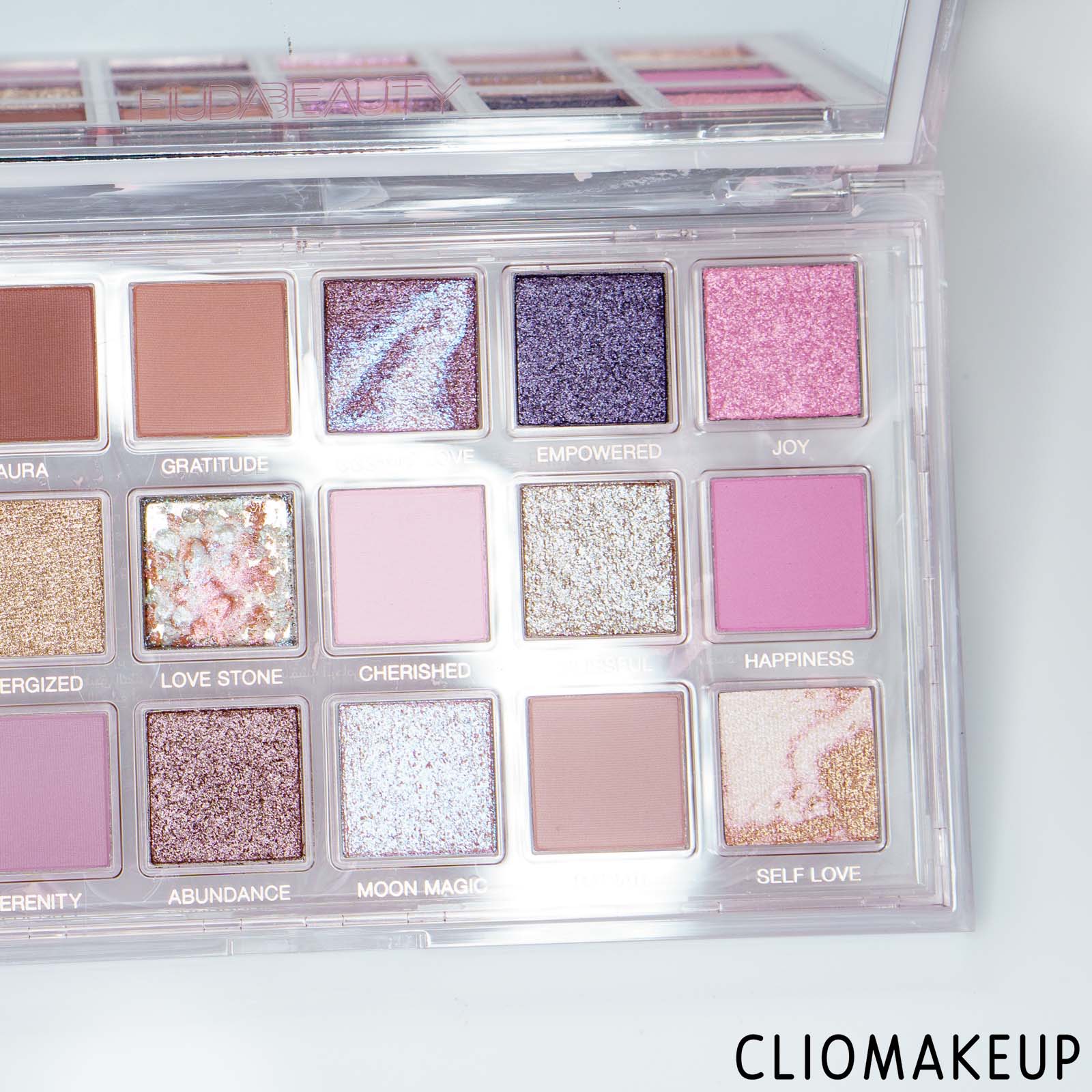 cliomakeup-recensione-palette-huda-beauty-rose-quartz-eyeshadow-palette-5