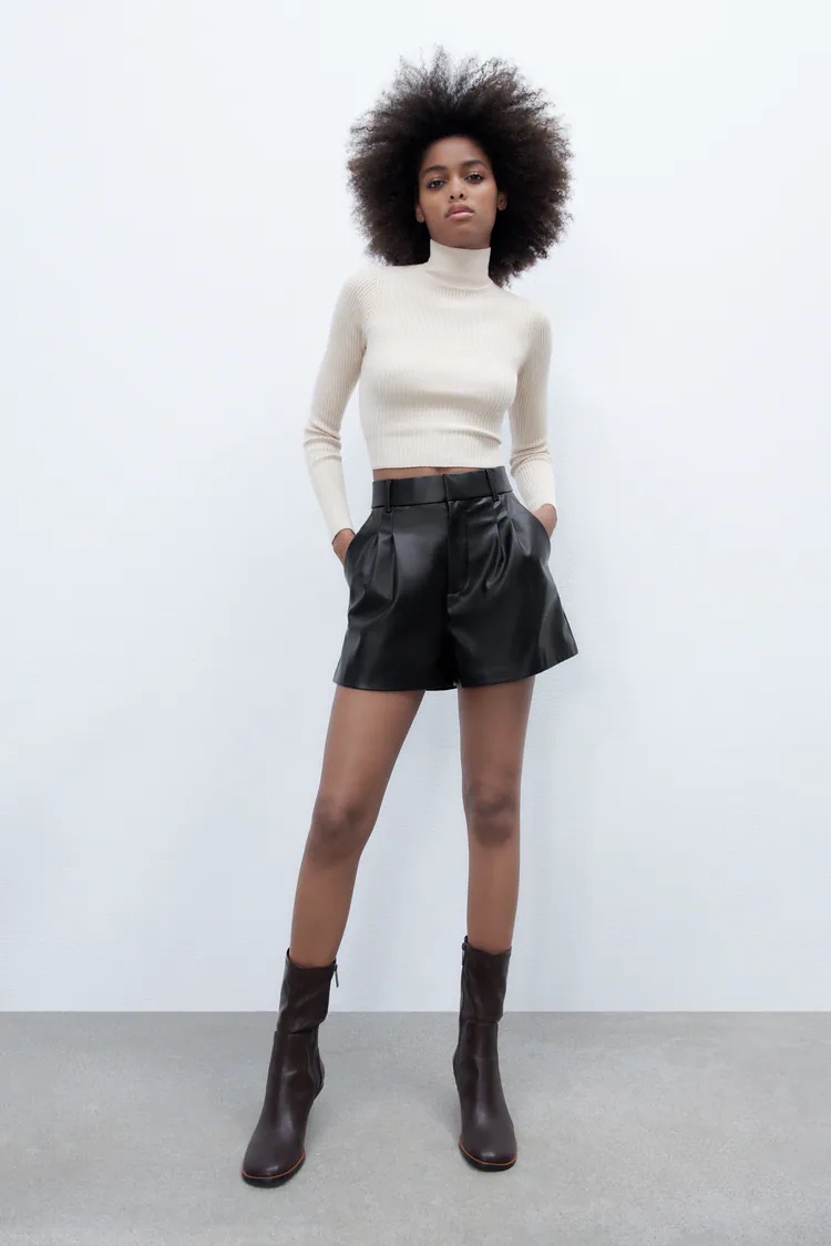 Cliomakeup-zara-primavera-2022-bermuda-effetto-pelle