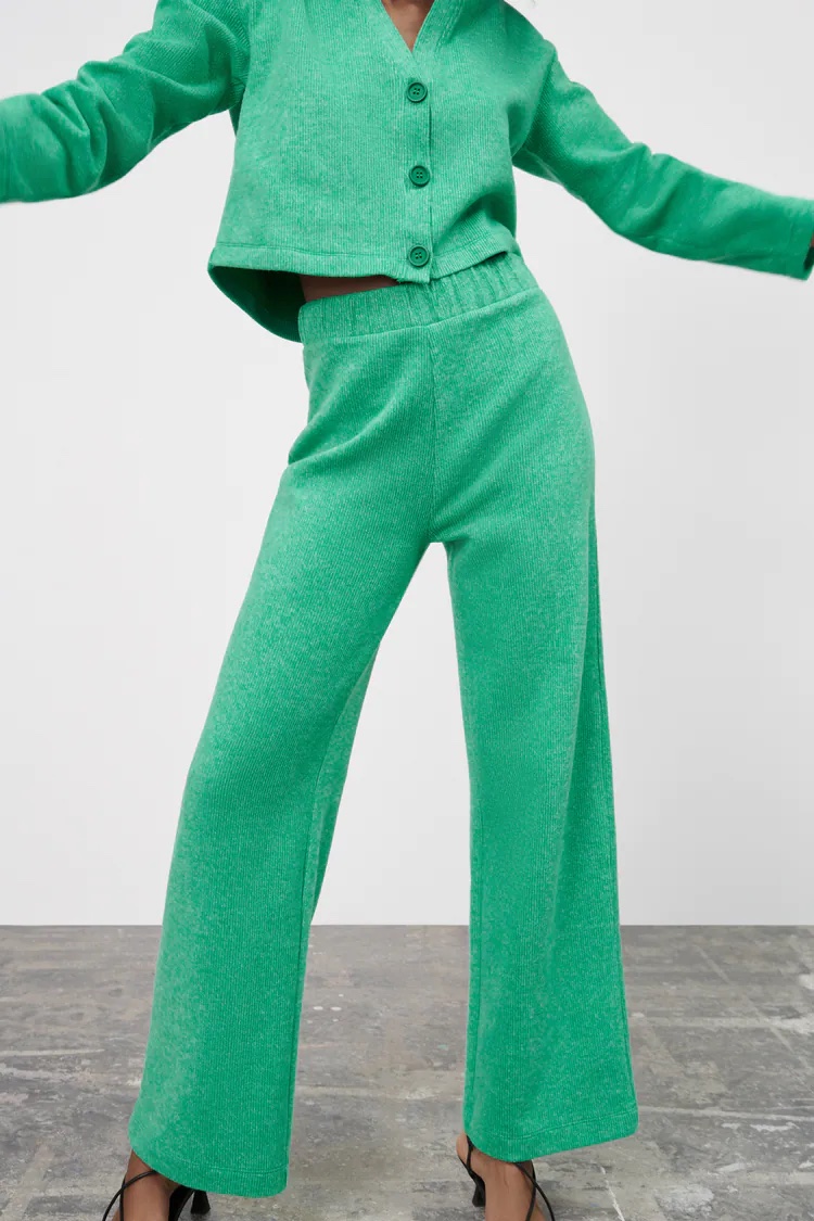 Cliomakeup-zara-primavera-2022-pantaloni-ampi-soft