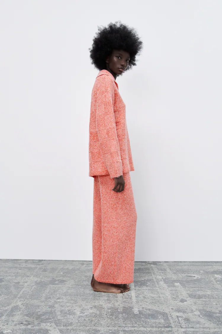 Cliomakeup-zara-primavera-2022-pantaloni-maglia-arancione