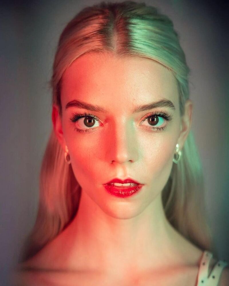 cliomakeup-gioielli-facial-shape-anya-taylor-joy