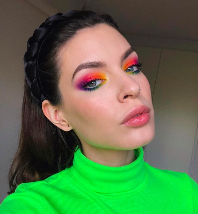 Cliomakeup-makeup-occhi-colorati-2022-trucco-multicolor-opaco