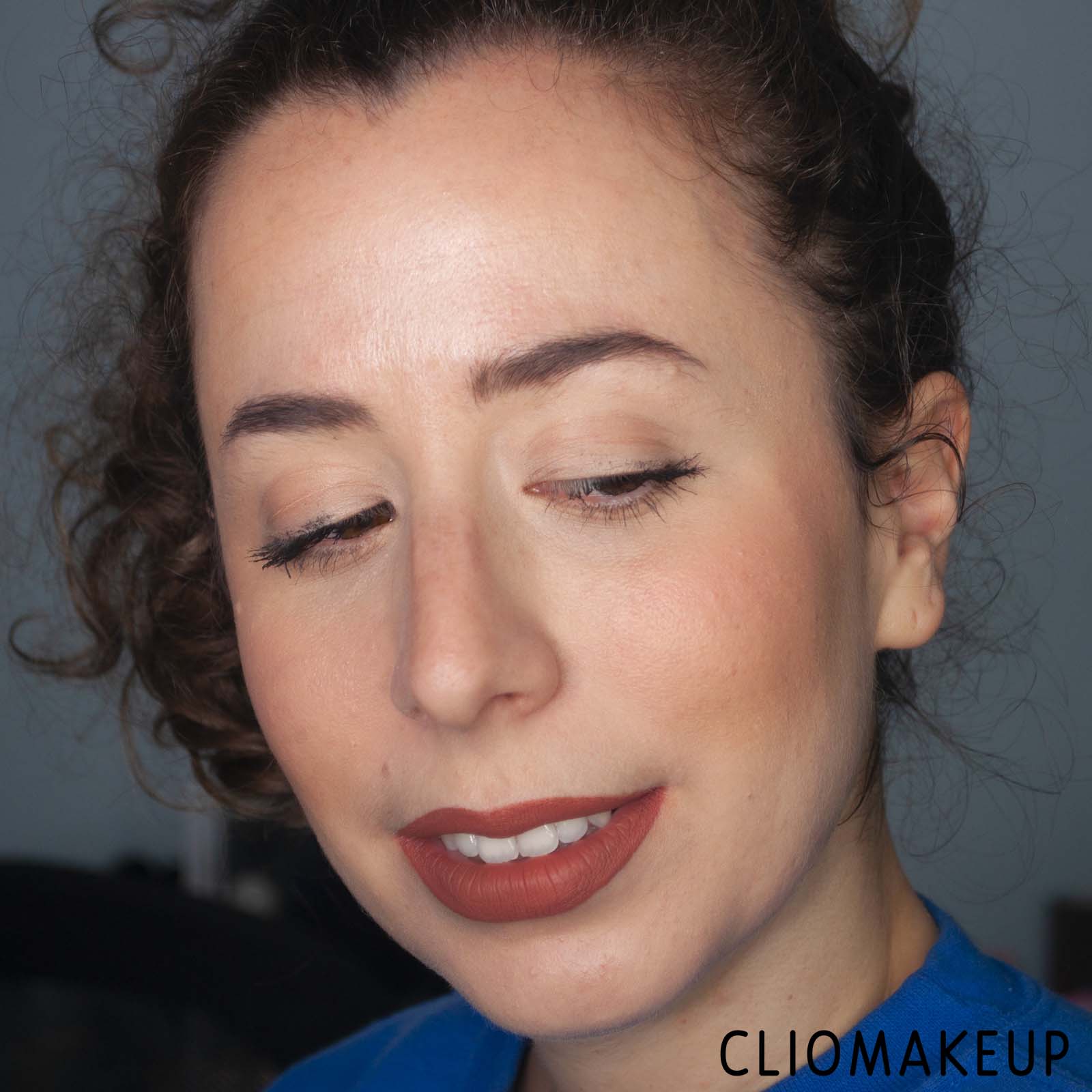 cliomakeup-recensione-mascara-maybelline-the-colossal-curl-bounce-14