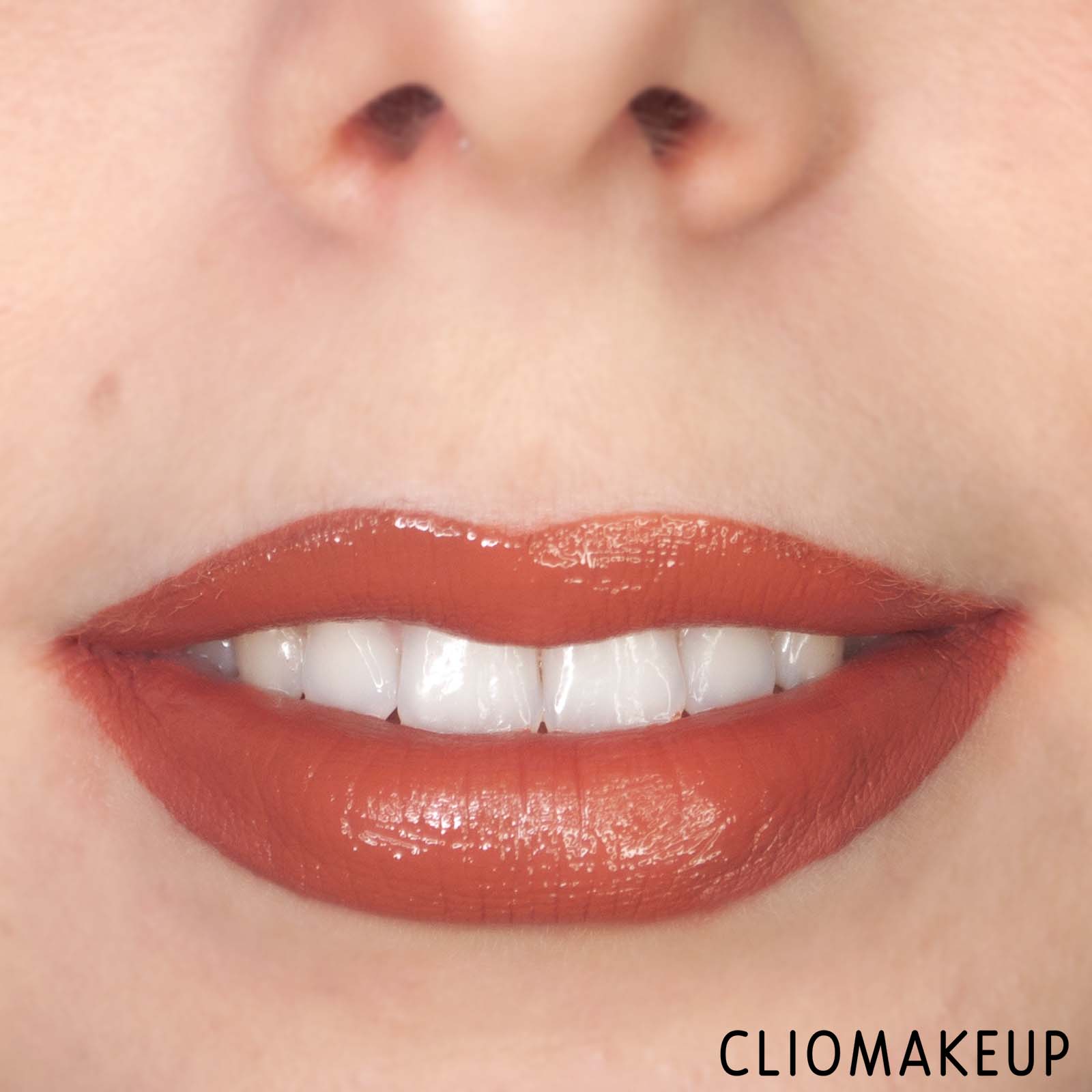 cliomakeup-recensione-rossetto-kiko-sweet-affaires-sweet-kiss-duo-liquid-lip-colour-13