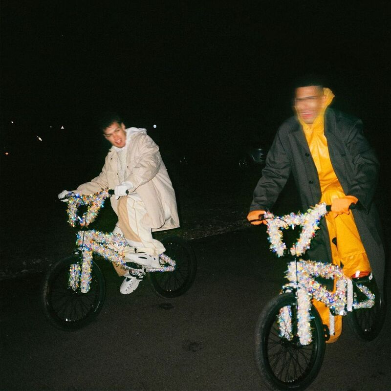 cliomakeup-blanco-bici