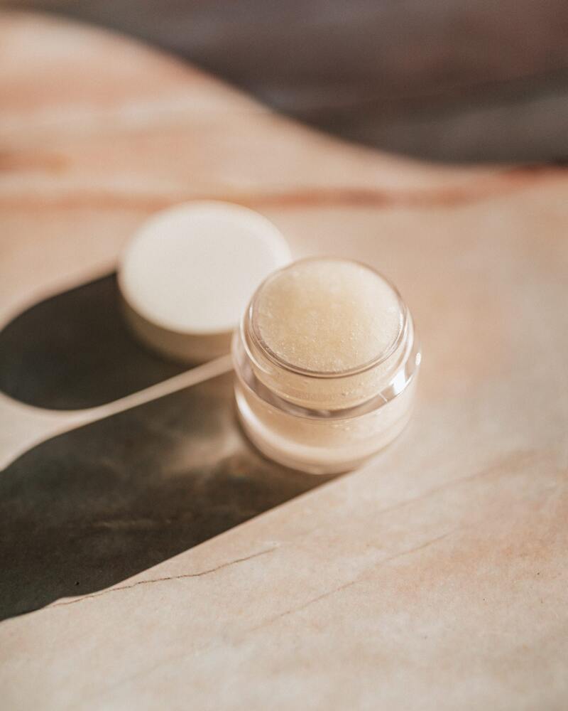 cliomakeup-melasma-cloasma-scrub