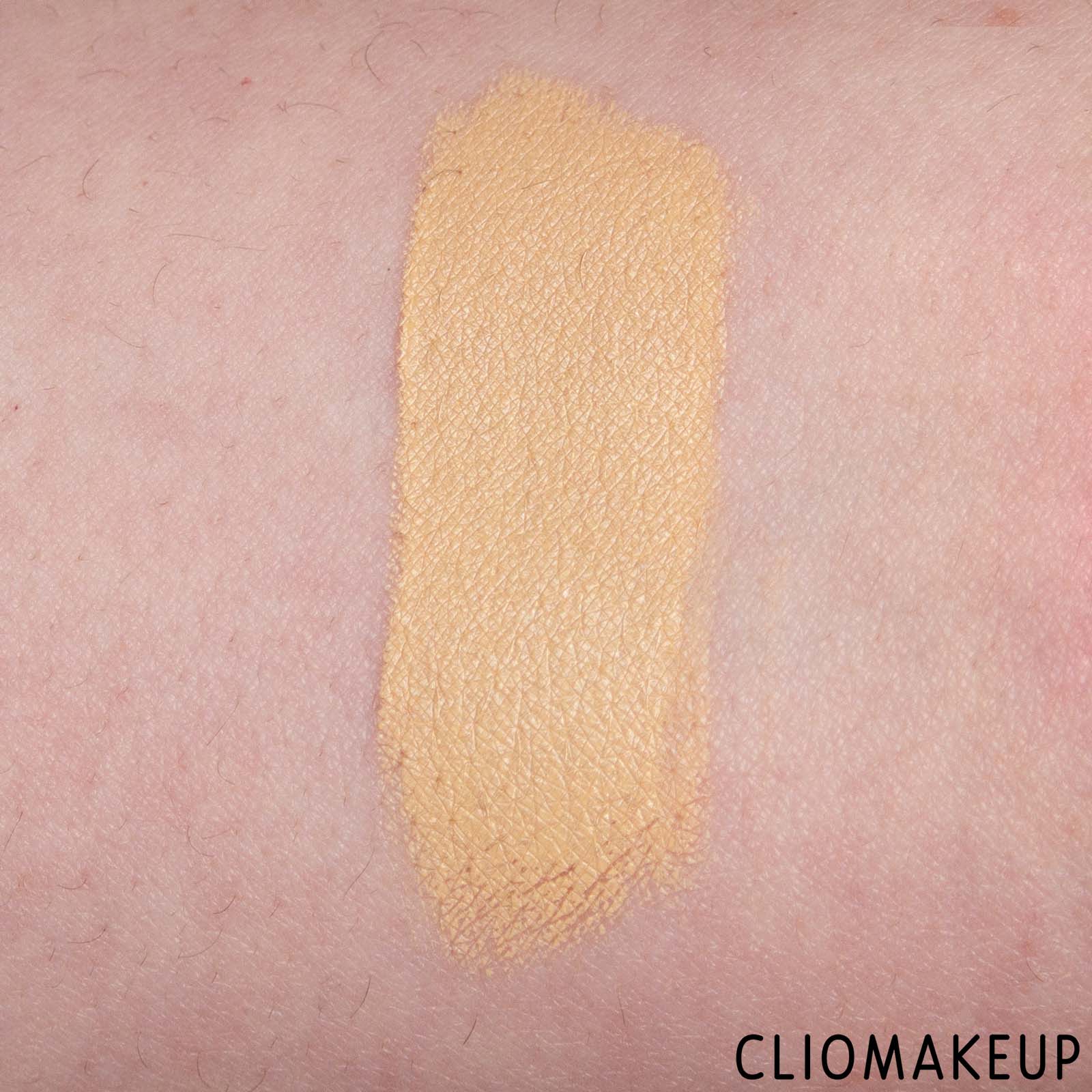 cliomakeup-recensione-correttore-astra-pure-beauty-fluid-concealer-7