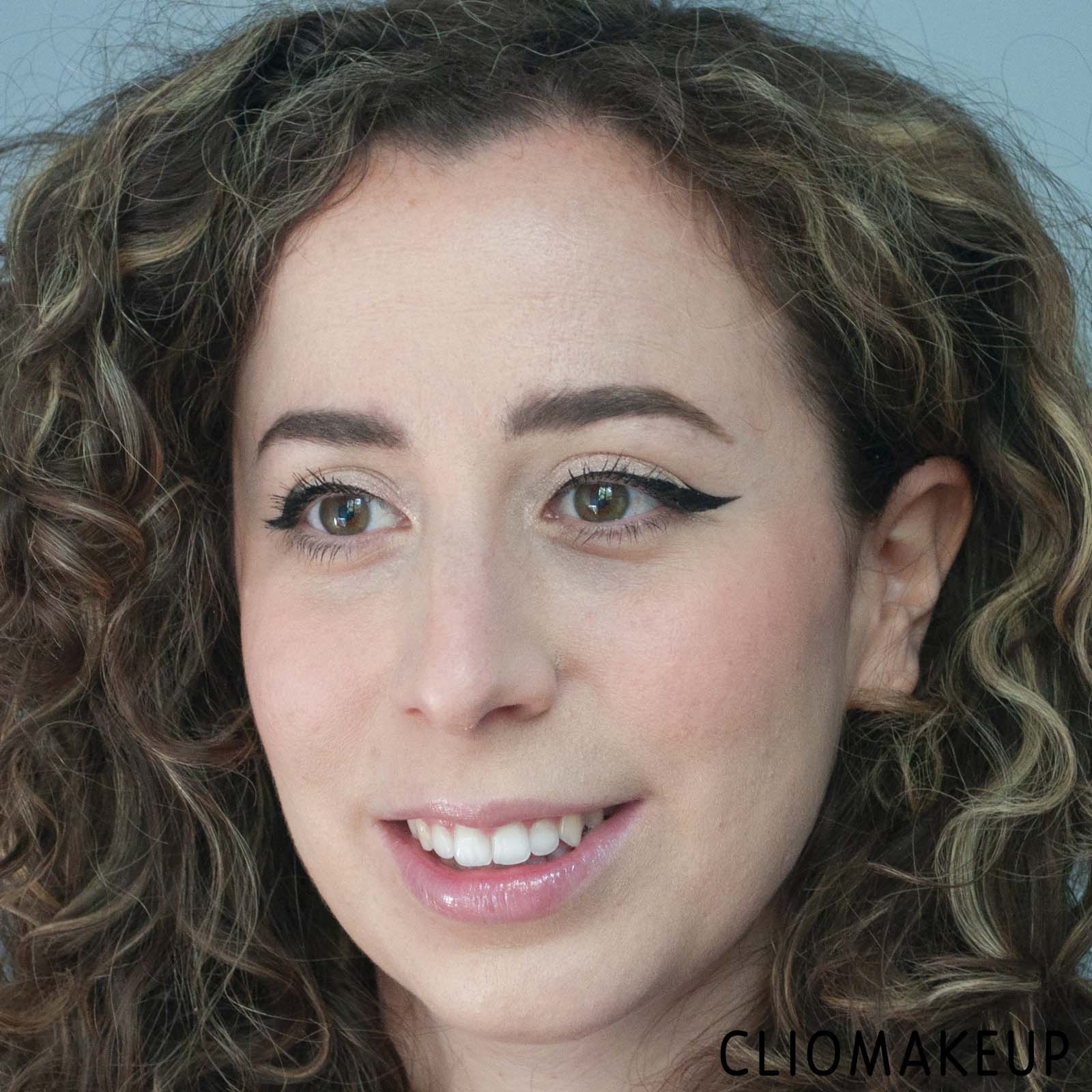 cliomakeup-recensione-fondotinta-wycon-skin-rebirth-liquid-foundation-12
