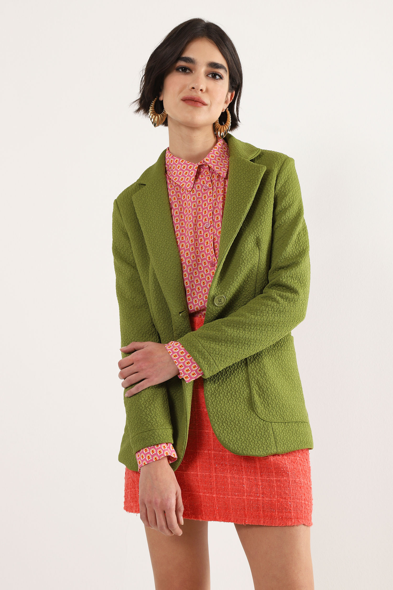 Cliomakeup-capi-must-have-primavera-2022-Giacca-monopetto-con-lavorazione-piccoli-rombi