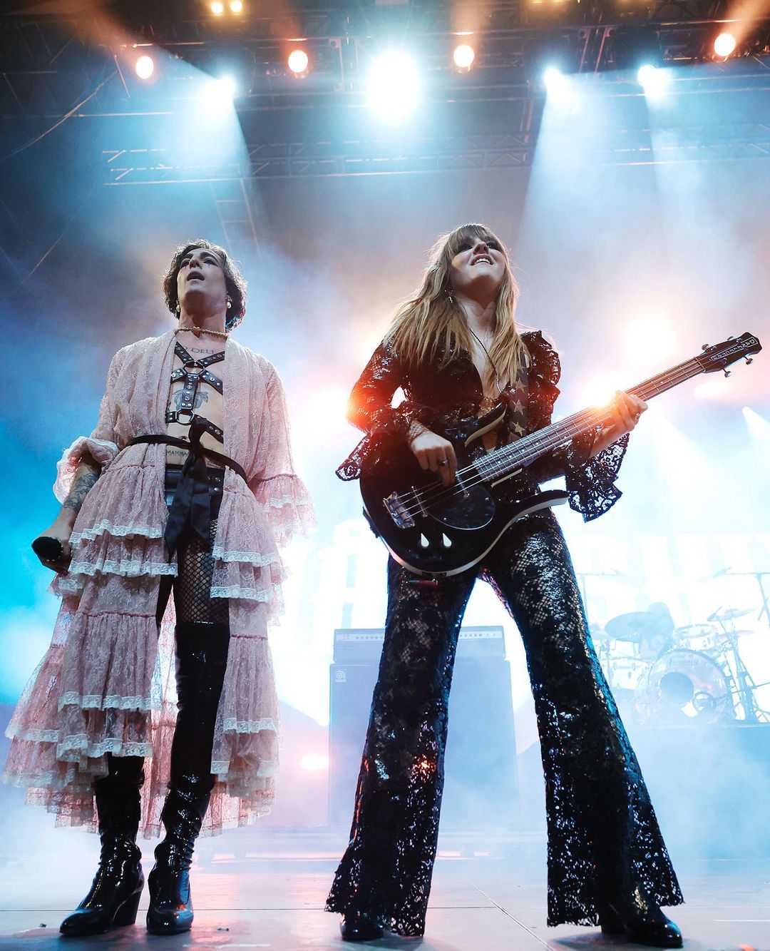 cliomakeup-coachella-2022-maneskin1