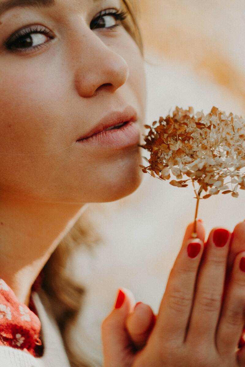 cliomakeup-come-preparare-pelle-primo-sole-scrub