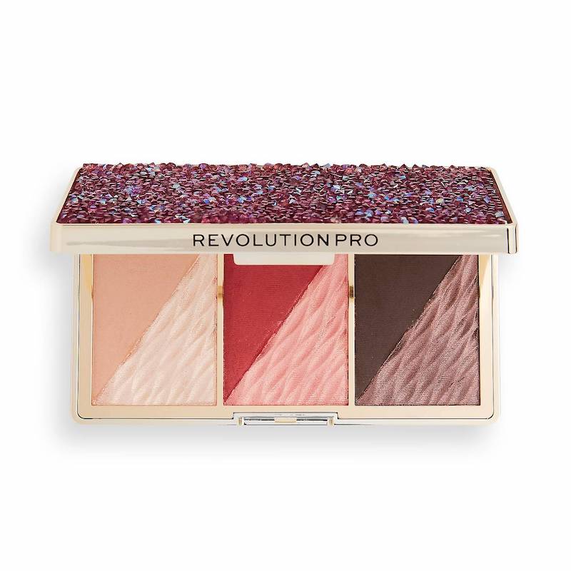 cliomakeup-come-truccarsi-con-frangia-teamclio-revolution-pro-crystal