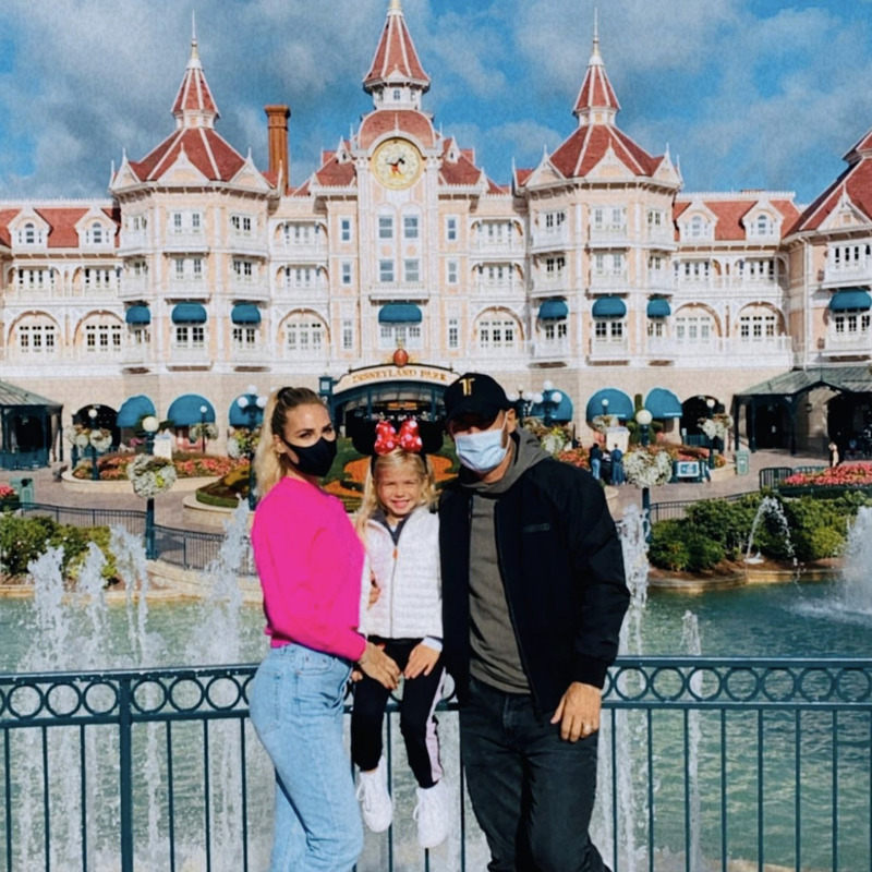 cliomakeup-divorzi-vip-2022-ilary-blasi-disneyland