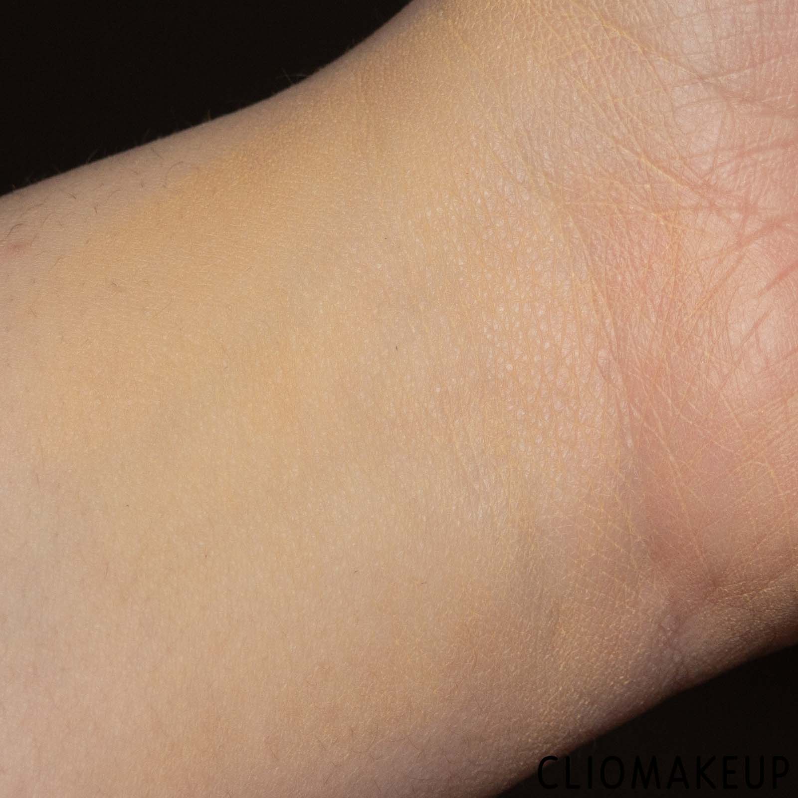 cliomakeup-recensione-fondotinta-neve-cosmetics-cream-to-serum-foundation-9