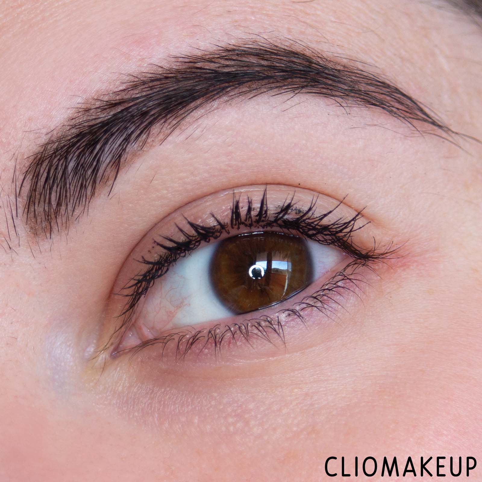 cliomakeup-recensione-mascara-revolution-5d-lash-pow-extreme-volume-mascara-11