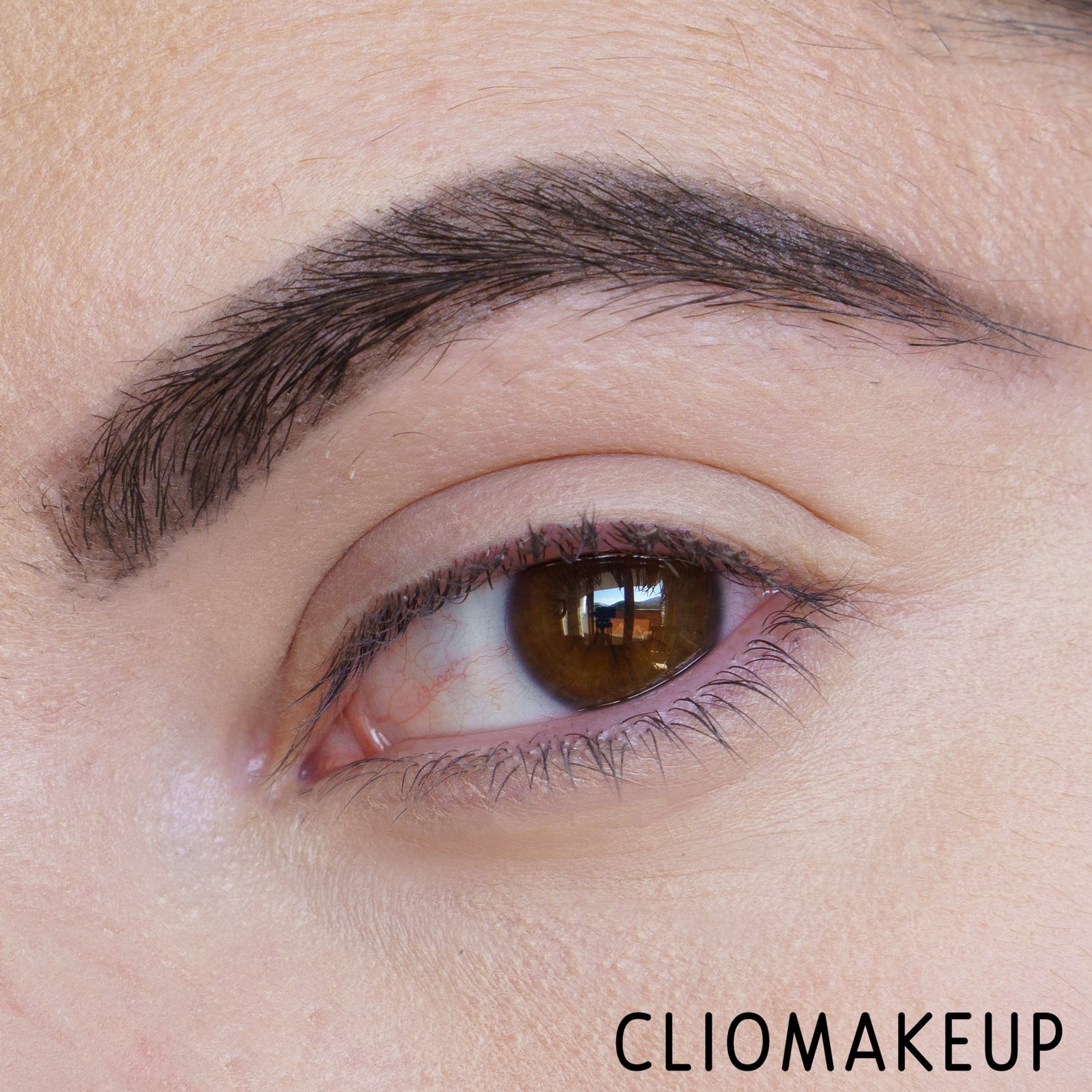 cliomakeup-recensione-mascara-revolution-5d-lash-pow-extreme-volume-mascara-8