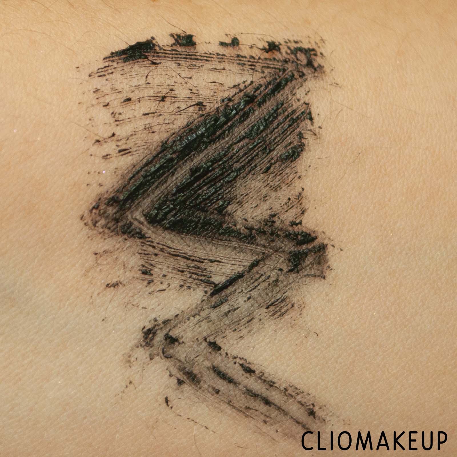 cliomakeup-recensione-mascara-ysl-lash-clash-extreme-volume-mascara-6
