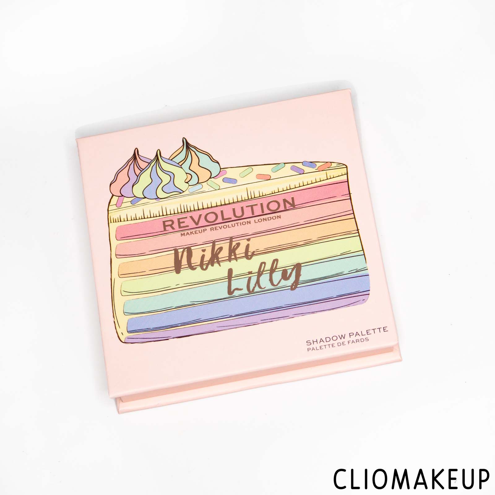 cliomakeup-recensione-palette-revolution-x-nikki-lilly-eyeshadow-palette-pastel-delights-3