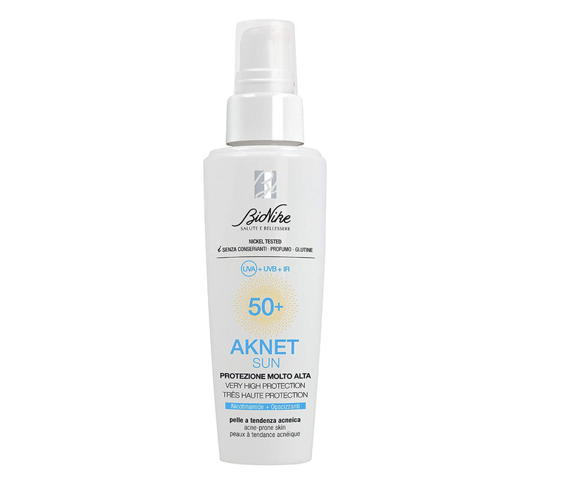 cliomakeup-creme-solari-pelle-acneica-estate-2022-bionike-aknet