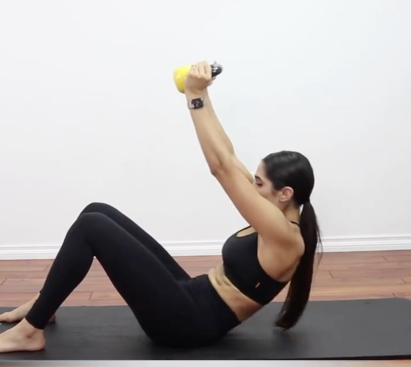 cliomakeup-kettlebell-esercizi-8