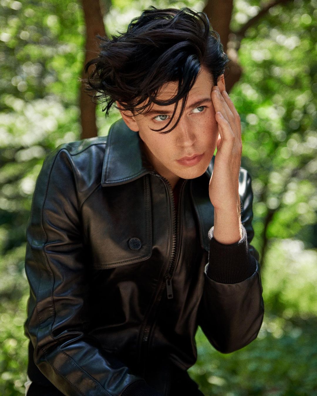 Cliomakeup-chi-e-austin-butler-capelli-scuri