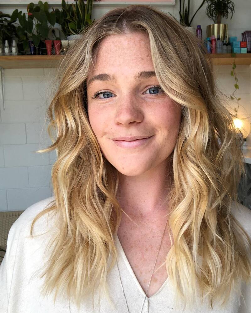 cliomakeup-chin-bangs-facial-shape